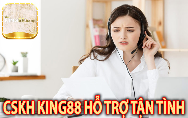 Bộ phận Chăm Sóc Khách Hàng nhiệt tình giải đáp người chơi